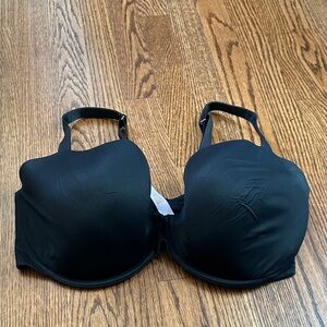Black tshirt Bra